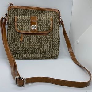 Giani Bernini crossbody bag
